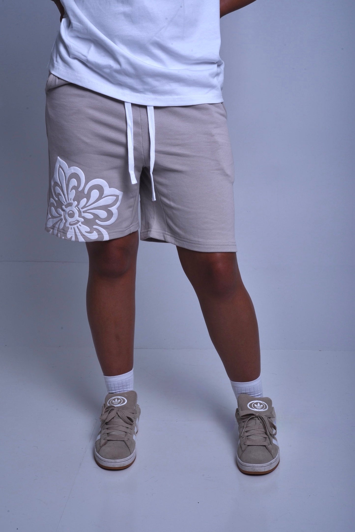SHORT SS25